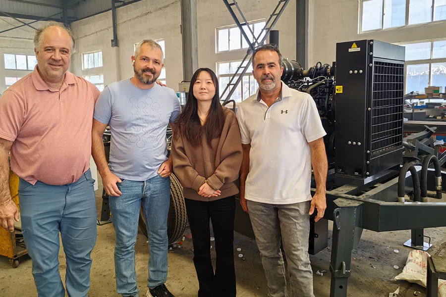 US Customer Visited Hengyuan Factory for Concrete Machinery Cooperation