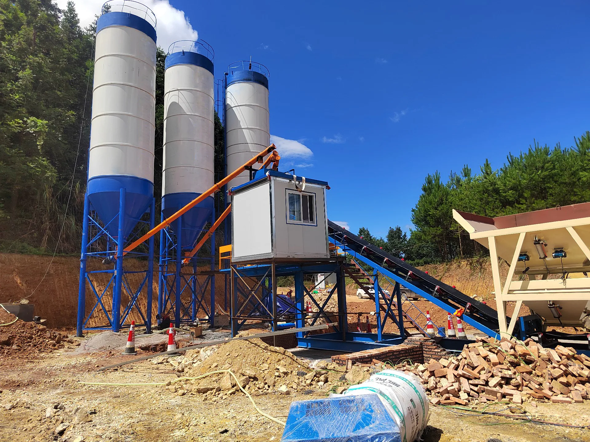 With-foundation Concrete Batching Plant