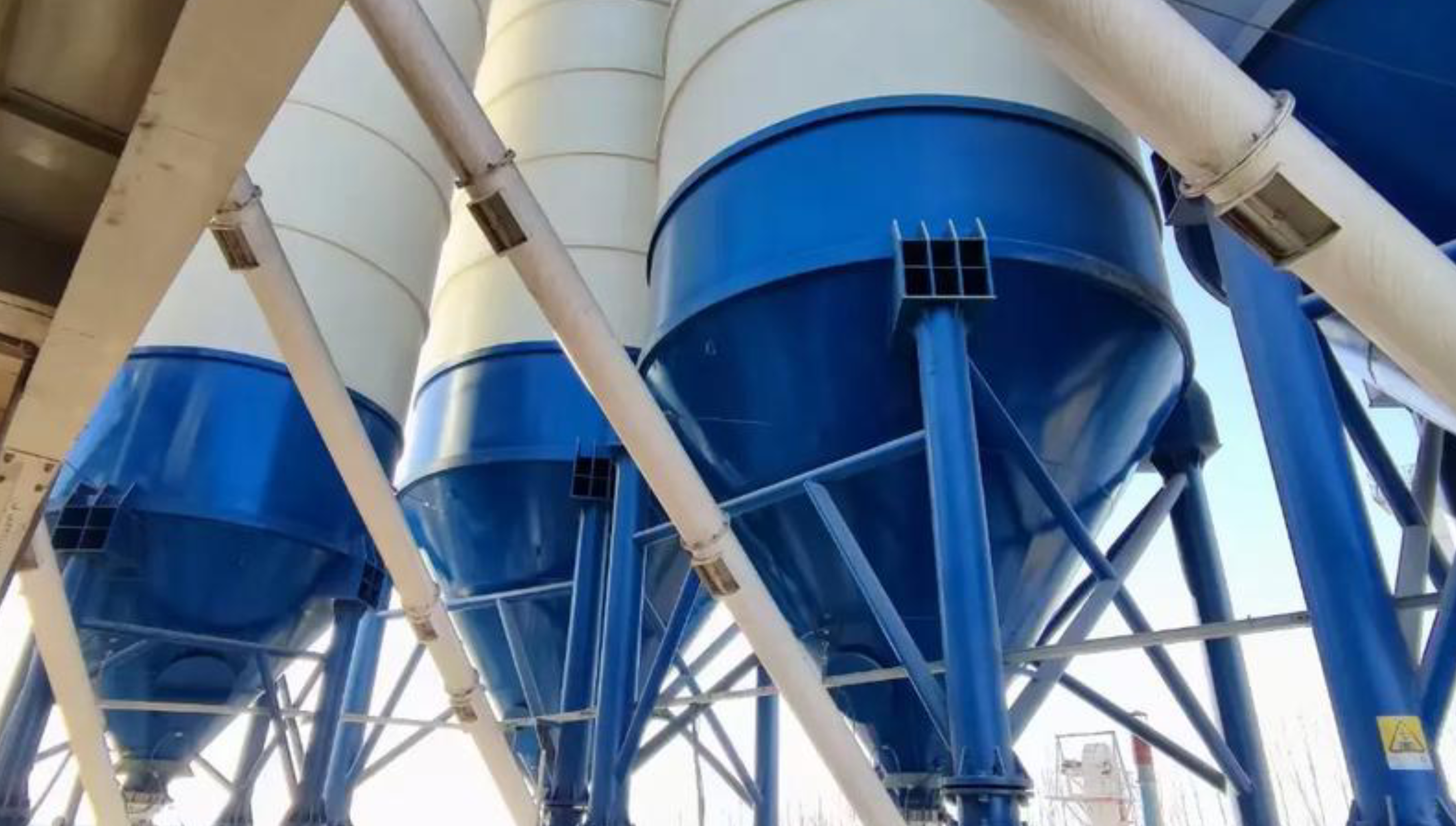 How to Configure Cement Silo and Screw Conveyor for Batching Plants